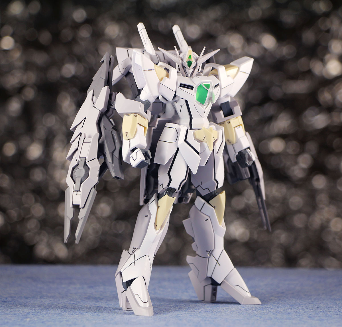front view of HGBF 1/144 Reversible Gundam