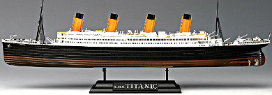 1/700 RMS Titanic - Centenary Anniversary