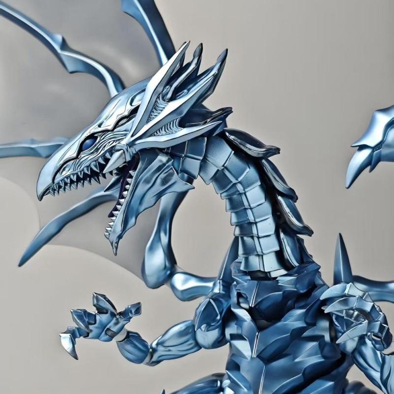 Storm Dragon Metallic Plated Blue-Eyes White Dragon Plastic Model Kit
