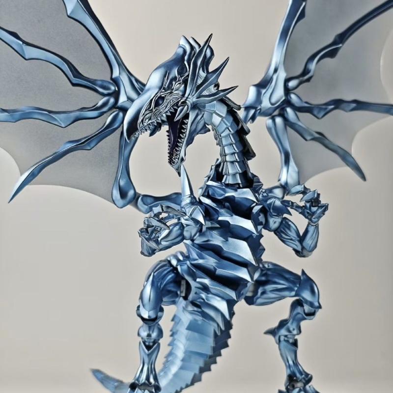Storm Dragon Metallic Plated Blue-Eyes White Dragon Plastic Model Kit