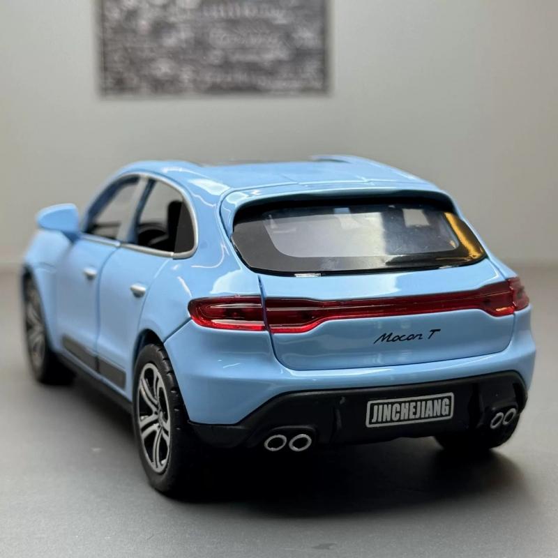 LiJiaXin 1/32 Porsche Macan Diecast Alloy Light & Sound Pull-back Off-road Car Model (Black)