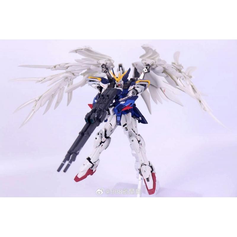 Daban 8840 Wing Gundam Zero EW model kit with Alloy Metal Inner frame