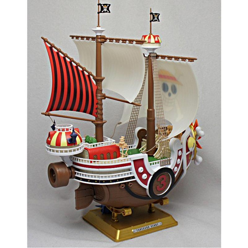 Plastic Model Kit One Piece Thousand Sunny Ship New World Ver