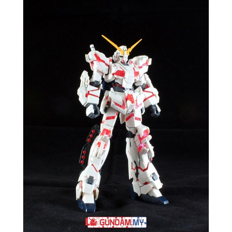 [199] HGUC 1/144 Full Armor Unicorn Gundam (Destroy Mode/Red Color Ver.)