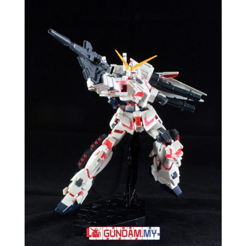 [199] HGUC 1/144 Full Armor Unicorn Gundam (Destroy Mode/Red Color Ver.)