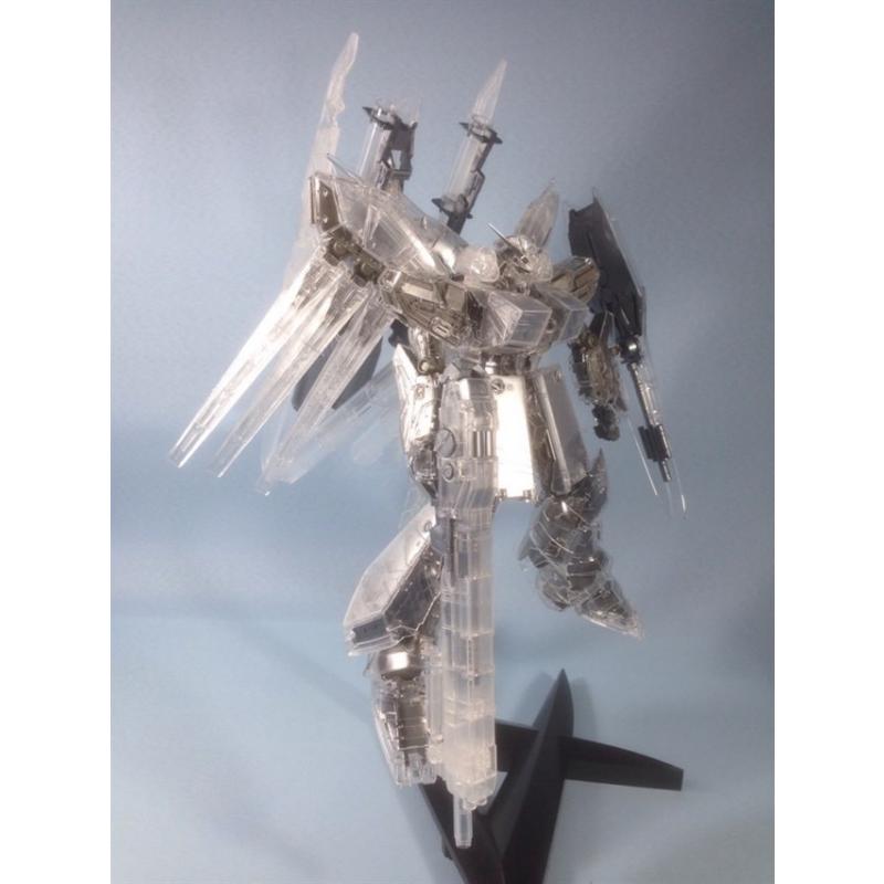 MG 1/100 Hi-Nu Gundam Ver.Ka HWS (EXPO Clear Edition)
