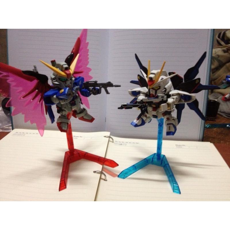 Basic Gundam Stand for SD or BB Gundam (Gray)