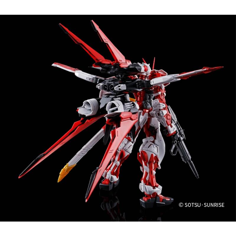 P-Bandai: MG 1/100 Gundam Astray Red Frame Flight Unit