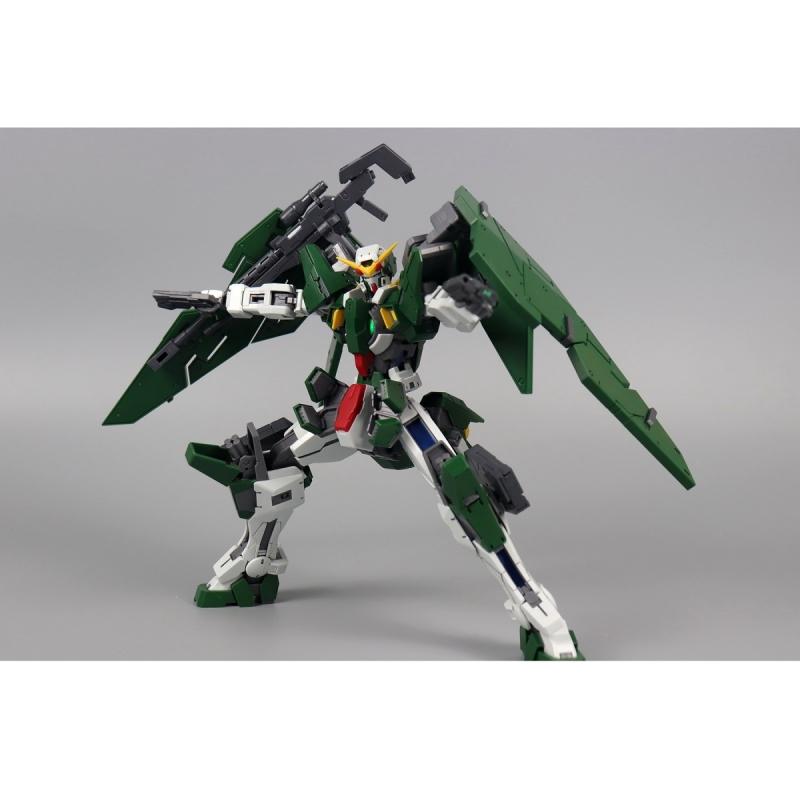 Daban 6653 MG 1/100 Dynames Gundam