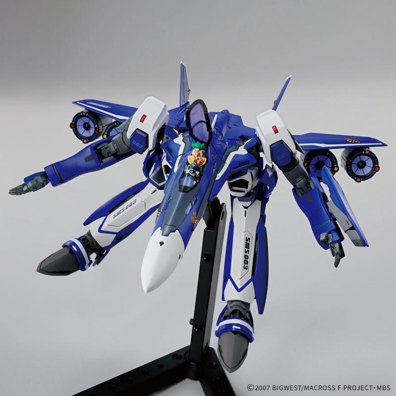 HG 1/100 VF-25G Messiah Valkyrie Michael Custom Deluxe Set