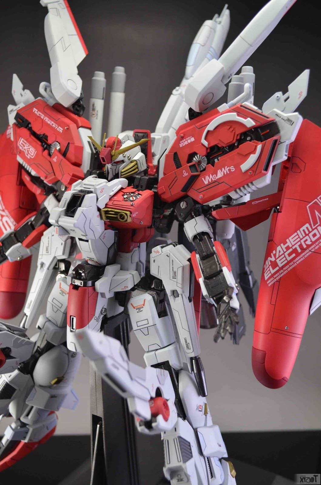 MG 1/100 MSA-0011(Ext) Ex-S Gundam | Bandai gundam models kits premium ...