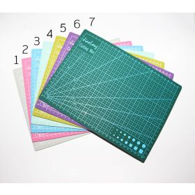 Gaodi A4 cutting mat (22CM x 30CM)