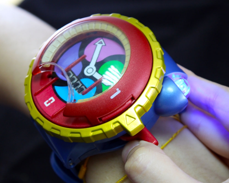 DX Yokai Watch Zero type S with 5 medals Yo-Kai Watch Figure