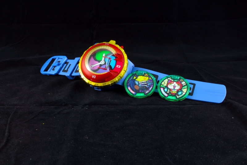 DX Yokai Watch Zero type S with 5 medals Yo-Kai Watch Figure