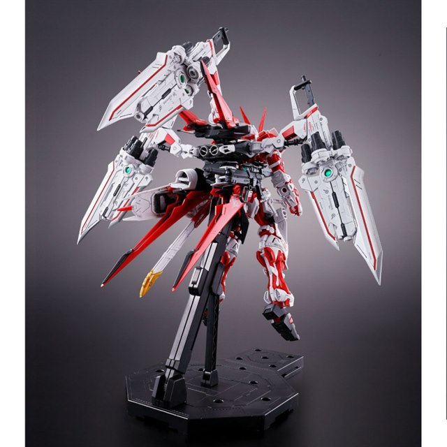 P-Bandai: MG 1/100 Gundam Astray Red Dragon | Bandai gundam models kits ...