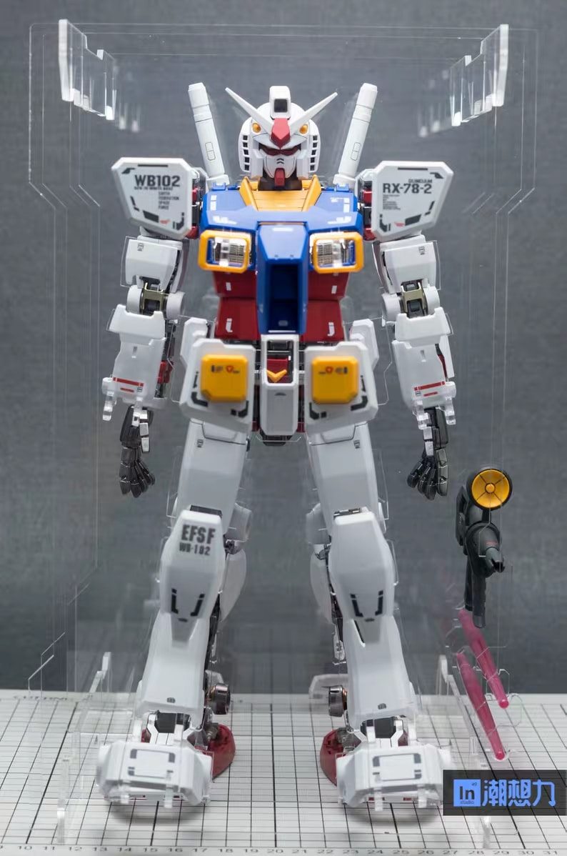 Inforce Studio] PG 1/60 RX-78-2 Gundam Multi Level Clear Acrylic 